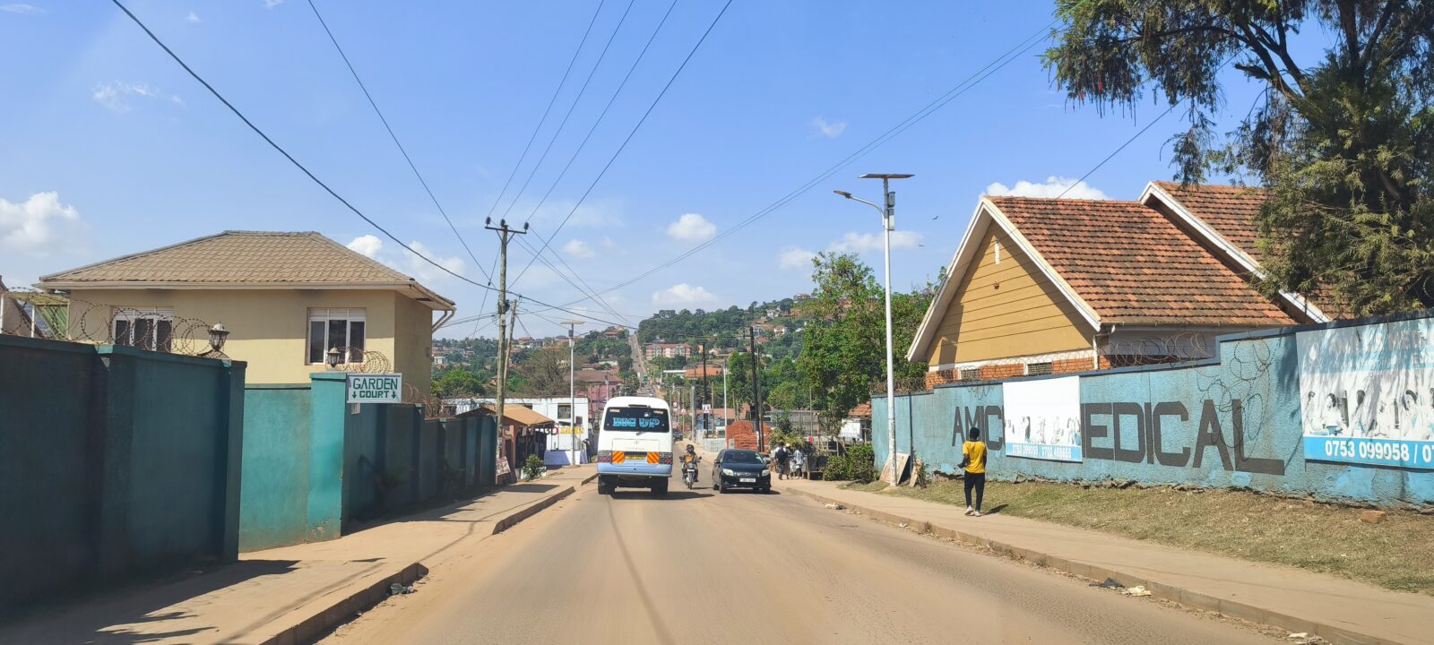 Busse in Lubowa Kampala